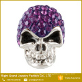 Multi color púrpura acero quirúrgico CZ joyas pavimentada cráneo cuelgan anillo del vientre